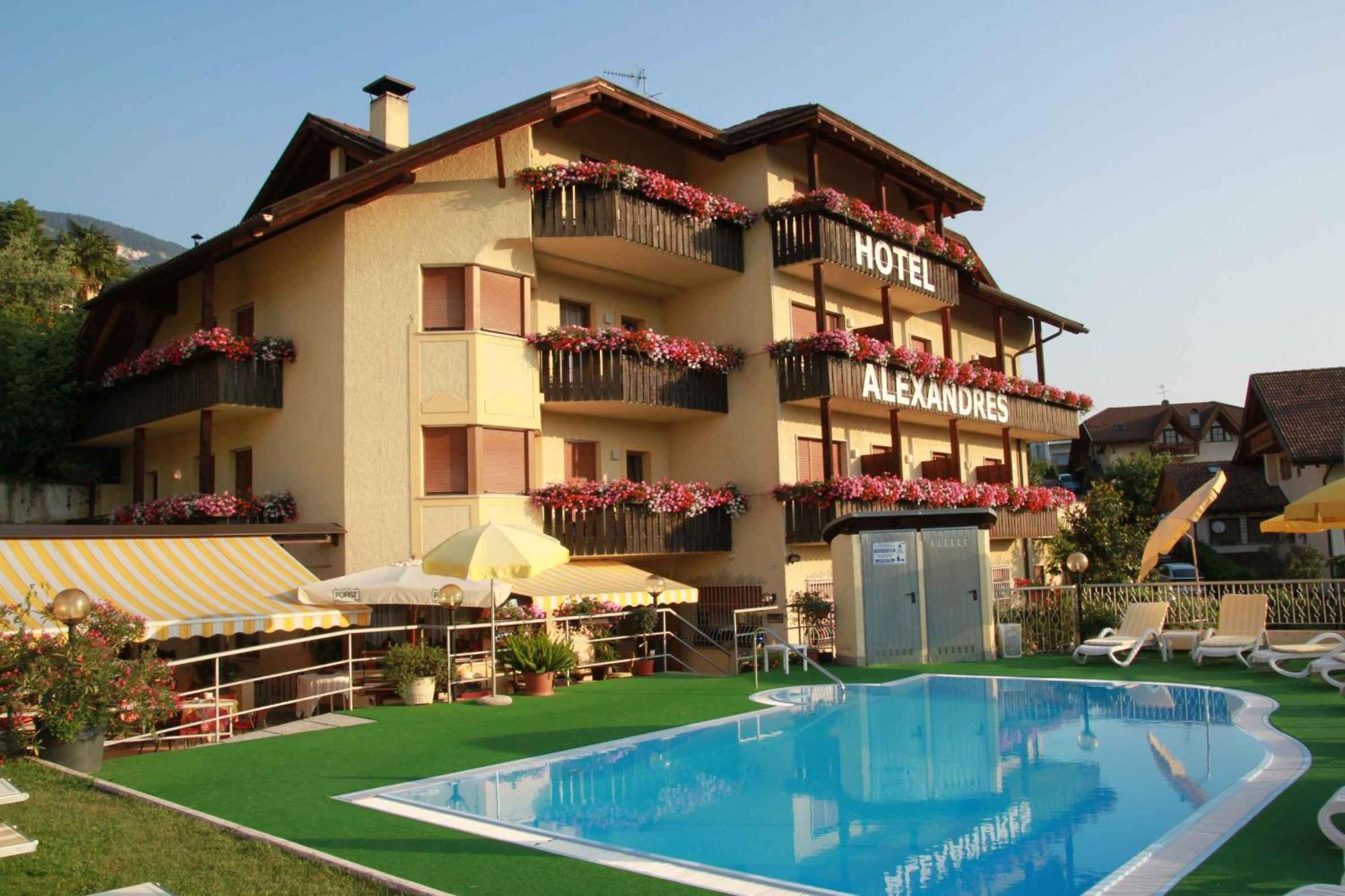 Hotel Alexandres Appiano Sulla Strada Del Vino Kültér fotó