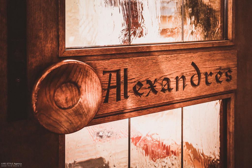 Hotel Alexandres Appiano Sulla Strada Del Vino Kültér fotó